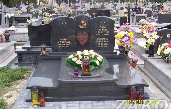 Nagrobek podwójny 38