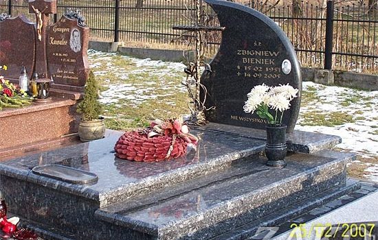 Nagrobek podwójny 24