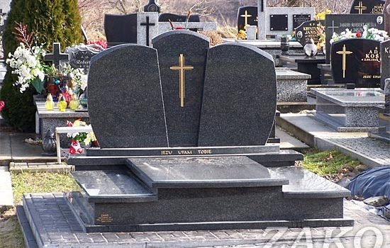 Nagrobek podwójny 22