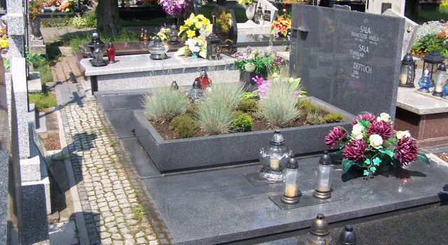 Nagrobek podwójny z granitu Padang Dark