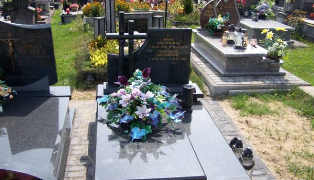 Granit Impala z podwójnym krzyżem
