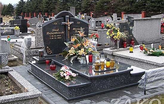 Nagrobek podwójny 43