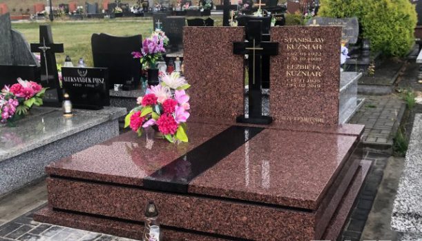 Granit Balmoral Red + Nero Assoluto